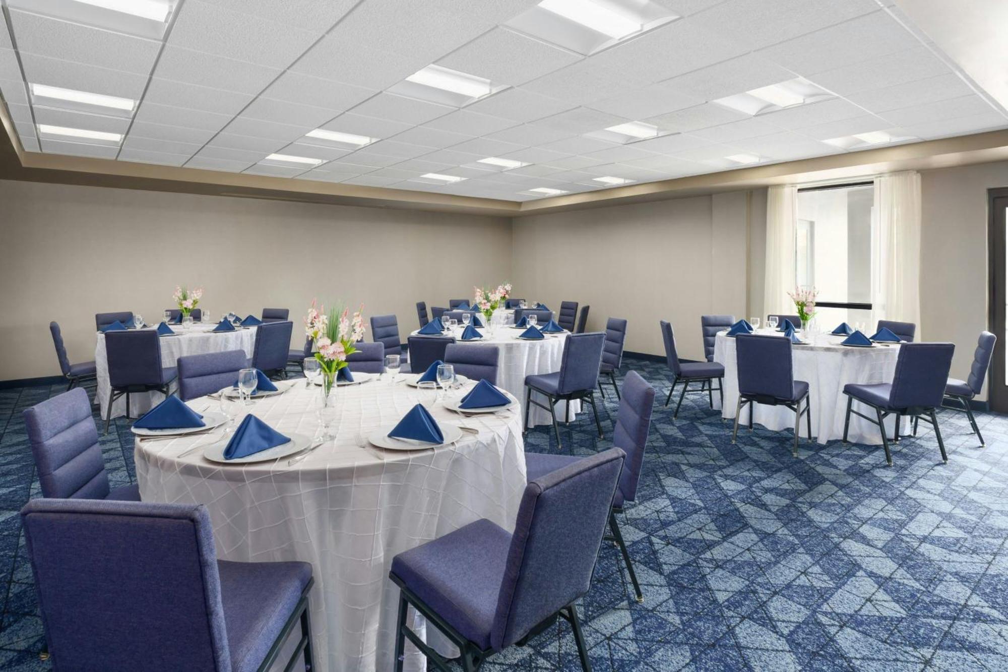 Courtyard By Marriott Potomac Mills Woodbridge Exterior foto